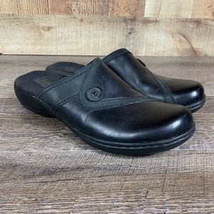 Clarks Leisa Berry 10N Black Leather Slip On Clog